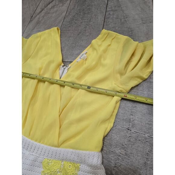 Soieblu Summer Romper Yellow & White Wrap Lace Shorts Long Sleeve Women's Size L - Picture 9 of 11